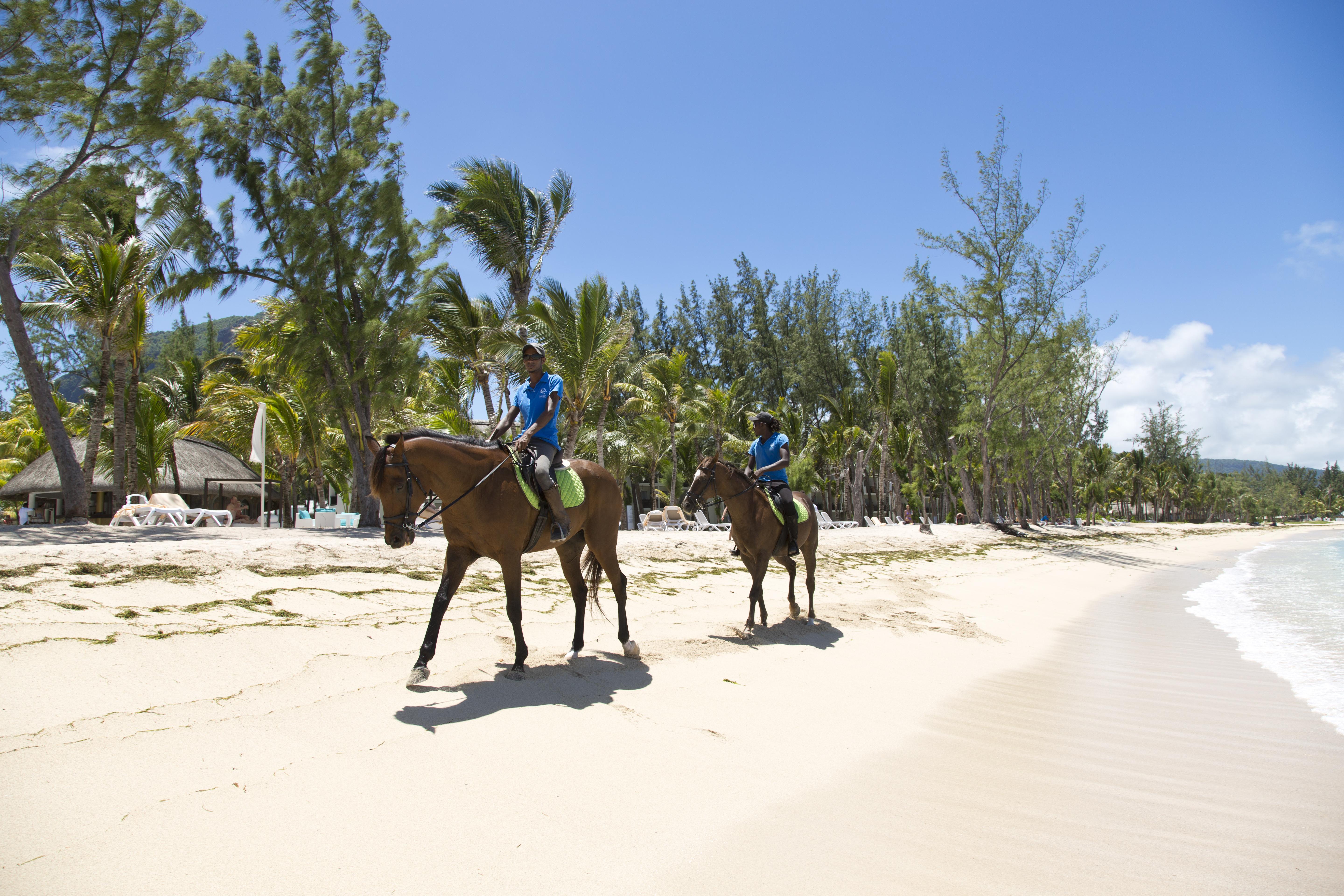 Riu Creole Hotel Ле Морн Екстериор снимка